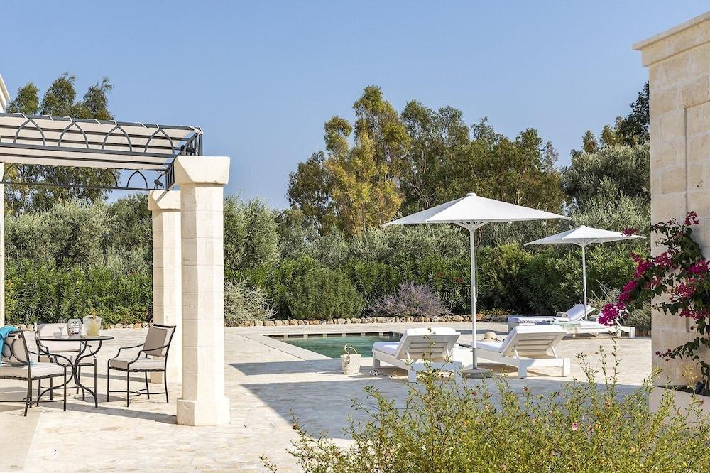 Masseria San Domenico Savelletri Luaran gambar